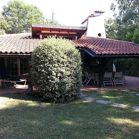 Montorfanhouse Semesterbostad Albavilla