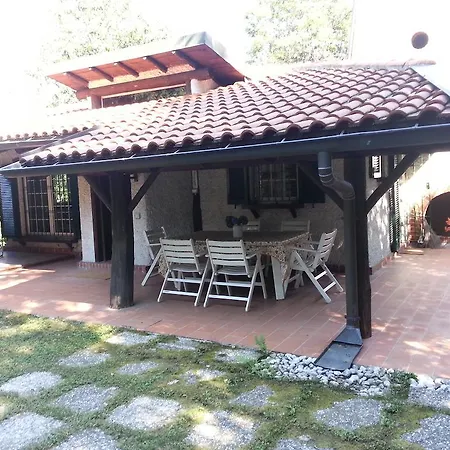 Holiday home Montorfanhouse *